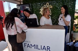 Stand de Banco Familiar en la Expo Usados CADAM 2025.