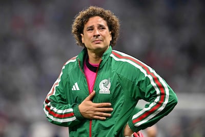 Guillermo "Memo" Ochoa (13 de julio de 1985) puso fin a su exitosa carrera futbolística.