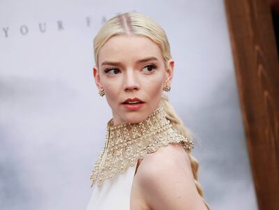 La actriz Anya Taylor-Joy reveló detalles de tu boda realizada hace ya dos años.