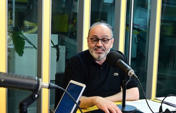 EL POLITÓLOGO MARCELO LACHI, VISITÓ ABC CARDINAL. FOTOGRAFO SILVIO ROJAS. 07-02-2026