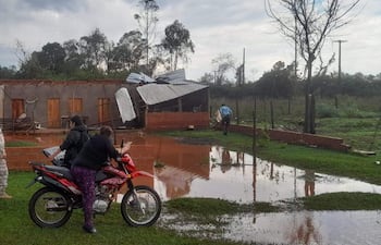 Un temporal afectó a varias viviendas y cultivos en Paso Yobai.