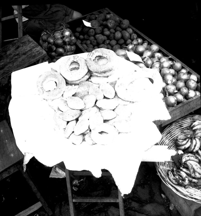 Varias recetas de chipa fueron presentadas por Josefina Velilla de Aquino en ABC en 1970.