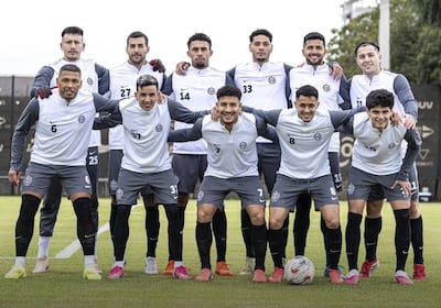 Equipo A de Olimpia, que derrotó por 2-1 a San Lorenzo, en la Villa de Fernando de la Mora.