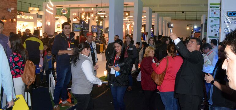 Constructecnia regresa con récord de empresas y el respaldo total de los gremios.