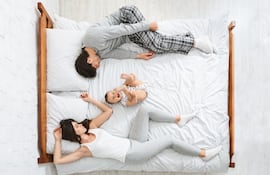 ¿Cómo mantener la chispa en la pareja cuando un bebé marca el ritmo?