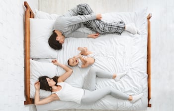 ¿Cómo mantener la chispa en la pareja cuando un bebé marca el ritmo?