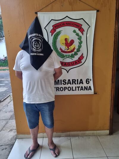 Este hombre intentó meter droga a la Penitenciaría El Buen Pastor y fue detenido.