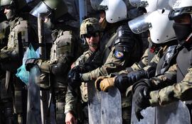 Soldados de la KFOR, la misión de la OTAN en Kosovo.