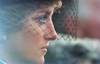 En esta foto de archivo tomada el 11 de noviembre de 1988, la princesa Diana de Gran Bretaña es vista en Francia.