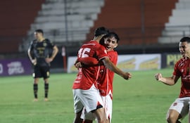 Gral. Caballero de Juan León Mallorquín festejó frente a Paraguarí AC, por la fecha 10 de la Intermedia.