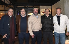 Pablo Velilla, Jerónimo Nasser, Andrés Godoy, Remigio Villamayor y Carlos Canessa.
