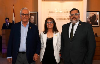 Franklin Flores, Fátima Mereles y Herib Caballero.