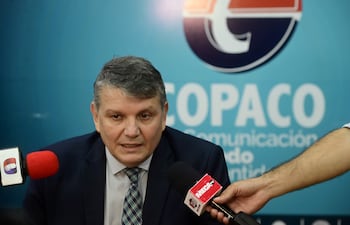 Oscar Stark, presidente de la Compañía Paraguaya de Comunicaciones (COPACO) y Hola Paraguay S.A. (VOX).