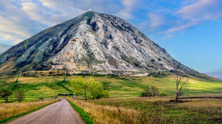 Mount Tra-Tau, Toratau, Rusia.