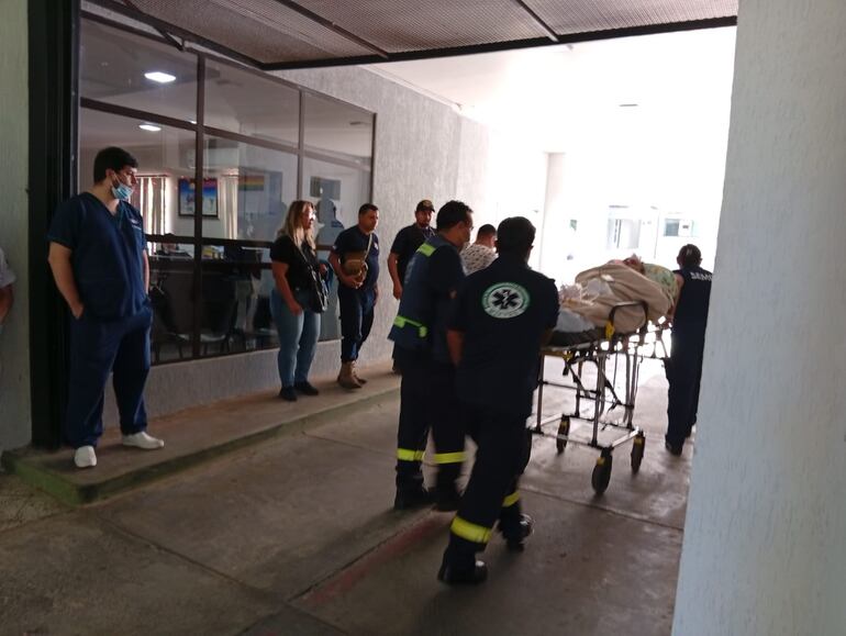 “Neneco” Acosta, trasladado a sanatorio de Asunción para estudios tras internación por aneurisma