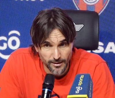 Diego Hernán Martínez (16 de noviembre de 1978), director técnico argentino de Cerro Porteño.