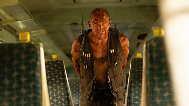 Exterminio el templo de huesos película Ralph Fiennes