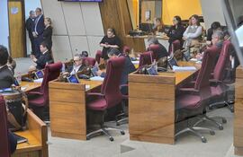 La diputada Johana Vega (HC) estuvo ausente hoy por 2ª vez consecutiva.