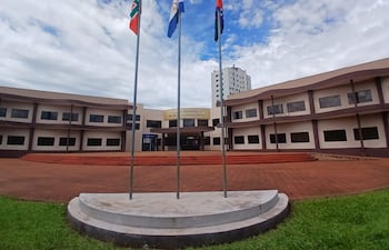 Edificio del Gobierno Municipal de Pedro Juan Caballero.
