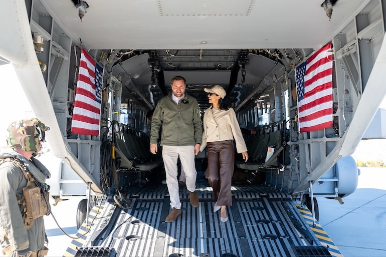 JD Vance y Usha Vance pronto serán papás de cuatro niños. (Instagram/Second Lady Usha Vance)