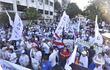 Personal de enfermería de todo el país, se congregó frente al Ministerio de Salud en Asunción.