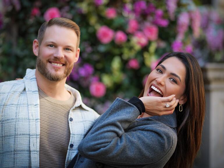 La Miss Universo 2020 Andrea Meza y Ryan Proctor también contraerán matrimonio este año que inicia. (Instagram/Andrea Meza)