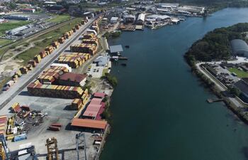 Fotografía aérea del Puerto de Cristóbal, en Colón (Panamá).