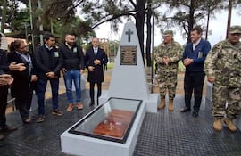 Inauguración del mausoleo histórico en homenaje a la heroína yabebyryense Pastora Céspedes y a su hijo Francisco.