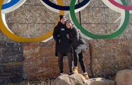 Kim Meylemans y Nicole Rocha Silveira.