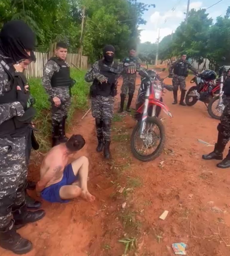 Tras 30 minutos de persecución, capturan a presunto ladrón y recuperan biciclo