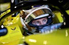 El piloto paraguayo Joshua Duerksen en el entrenamiento libre de la Fórmula 2 en el Autódromo Internacional de Miami, en Miami, Estados Unidos.