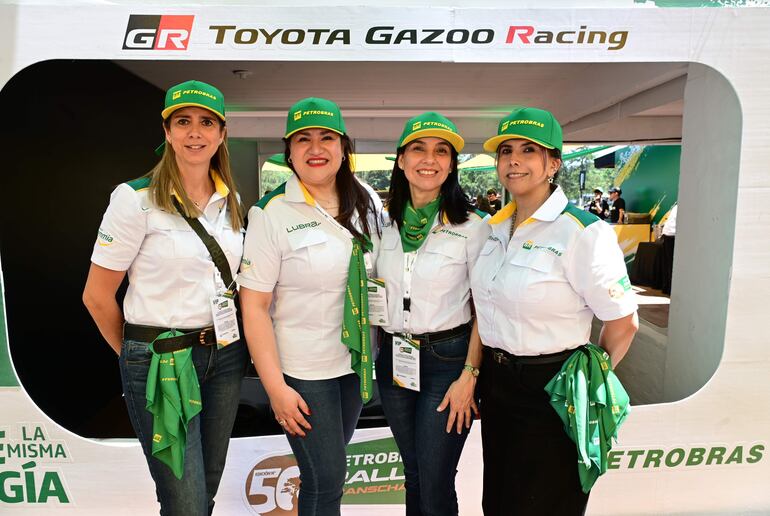 Norma Morínigo, Catherine Vargas, Rossana Ledezma y Sandra Da Silva. 