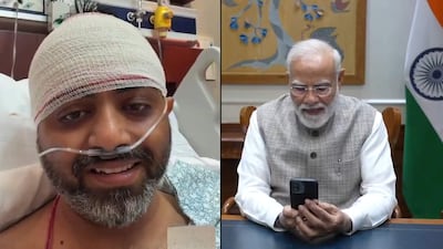NUEVA DELHI, 02/10/2026.- "Sentí que el avión iba en picado", relató el piloto indio Smit Machchhar durante una emotiva llamada con el primer ministro de su país, Narendra Modi, al recordar el instante crítico en el que, gravemente herido y apuñalado, logró abrir la puerta de la cabina de su vuelo de Flydubai para salvar a los pasajeros. "Llevo 17 años volando, señor, y soy capitán desde hace 11 años. Puedo saber, incluso con los ojos cerrados, lo que está pasando en el avión. Cuando estaba en el suelo, sentí que el avión iba en picado", narró Machchhar en la conversación telefónica, difundida este viernes. EFE/ Cuenta de X del primer ministro Narendra Modi - SOLO USO EDITORIAL/SOLO DISPONIBLE PARA ILUSTRAR LA NOTICIA QUE ACOMPAÑA (CRÉDITO OBLIGATORIO) -