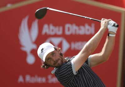 El inglés Tommy Fleetwood se mantuvo este viernes como líder del campeonato de Abu Dabi