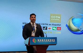 Najeeb Amado, Secretario General del Comité Central del PCP, durante su participación en China.