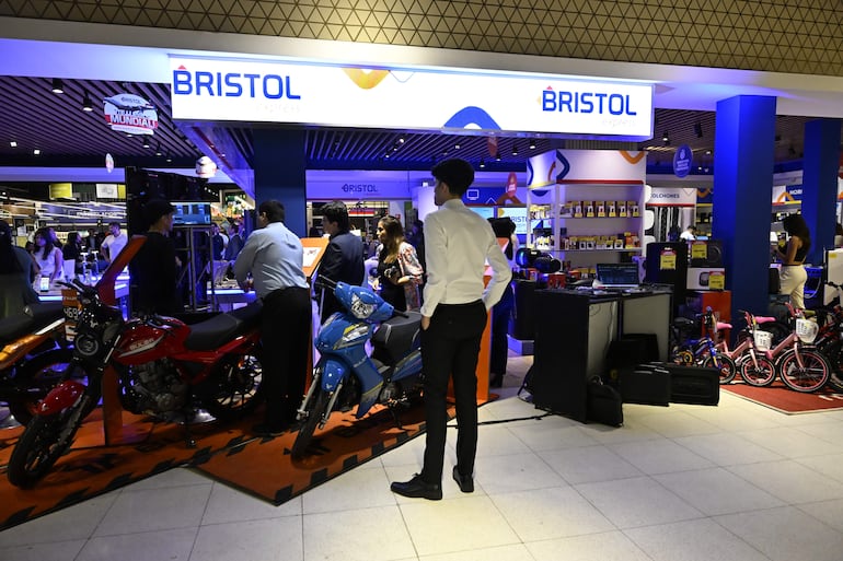 La integración de Bristol con Superseis y Stock eleva el estándar del retail paraguayo.