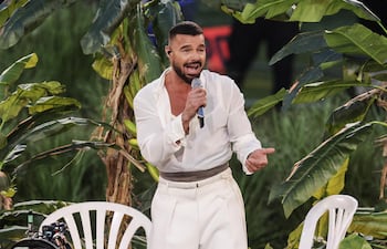 Ricky Martin durante su participación, el pasado domingo, en el show de Bad Bunny en el Super Bowl. El artista boricua estaría retornando a Paraguay en abril.
