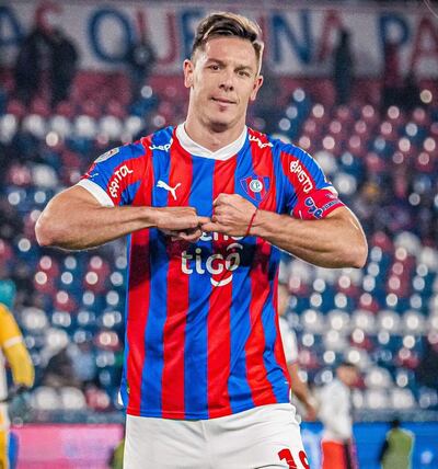 Diego Churín (35 años), será nuevo delantero del Universitario de Deportes de Perú.