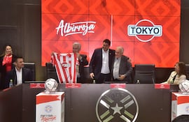 Evento en el que se firmó ayer el acuerdo con el nuevo sponsor de la Albirroja.