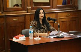 La fiscala Katia Uemura, de la ciudad de Pedro Juan Caballero.