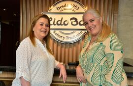 Esther Linda Bazán y María Cristina Dose, socias de  Lido Bar.