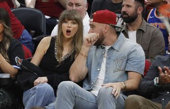 Travis Kelce y Taylor Swift disfrutaron al máximo del tercer partido de las Finales de la Conferencia Este de la NBA entre los Cleveland Cavaliers y los New York Knicks.