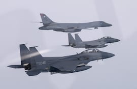 Aviones de combate surcoreanos y estadounidenses durante un ejercicio militar en marzo de 2023.