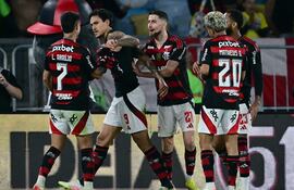 Flamengo enfrenta el domingo al Atlético Mineiro, con la intención de sumar y poder desbancar a Cruzeiro de la punta del torneo.