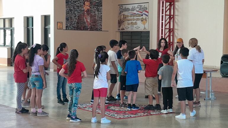 Escuelas Abiertas en Itapúa