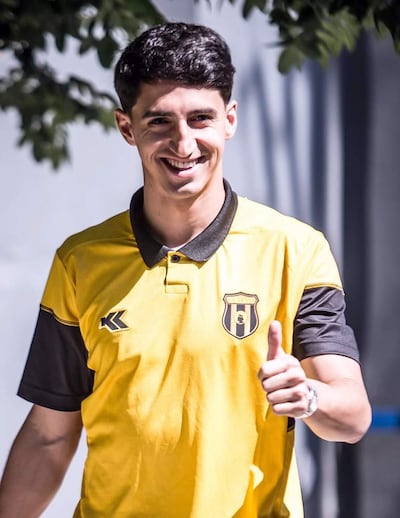  Enzo Agustín Manzur (24 años), mediocampista de Guaraní.