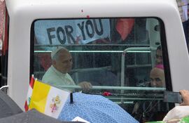 Papa León XIV durante su gira por Líbano.