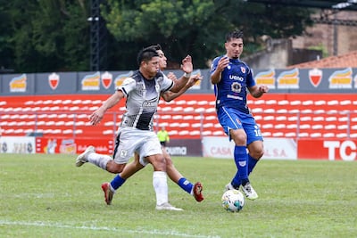 Tacuary y Sportivo Carapeguá igualaron 2-2, por la décima fecha de la División Intermedia.