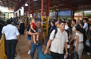 Operativo retorno: 40% del tráfico migratorio corresponde a compatriotas que vuelven a pasar las fiestas