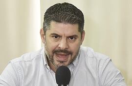 Oscar "Nenecho" Rodriguez (ANR-HC), exintendente de Asunción, cuya gestión dejó conflictos con provedoras de obras por falta de pago.